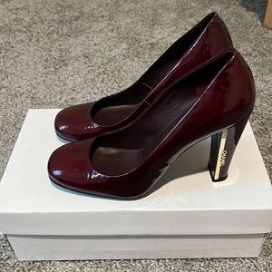 Patent Maroon CHANEL pumps